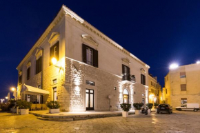 Отель Palazzo Filisio - Regia Restaurant  Трани